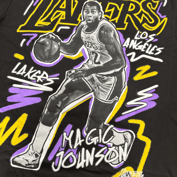 MITCHELL & NESS CHALKED UP TEE MAGIC JOHNSON | CROSSOVER RICCIONE